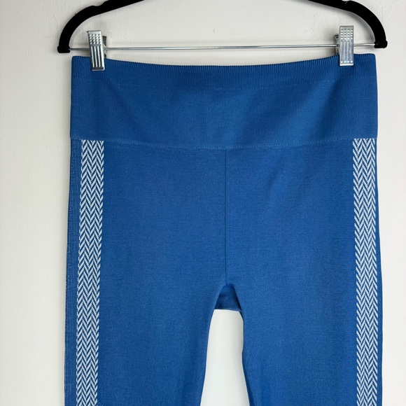Fabletics High Waisted Seamless Check Leggings Sz XL Blue White Athletic - Picture 5 of 13